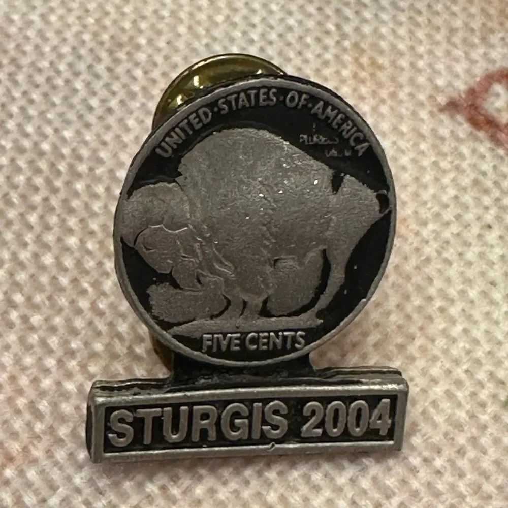 2004 STURGIS SOUTH DAKOTA HARLEY BIKE WEEK HAT VEST JACKET BUFFALO NICKEL PIN
